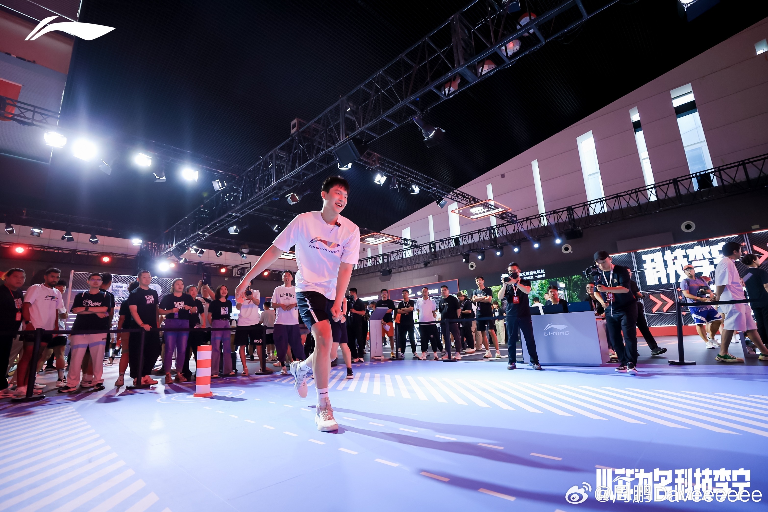 李寧比賽視頻，時(shí)代記憶與傳承的賽場風(fēng)采