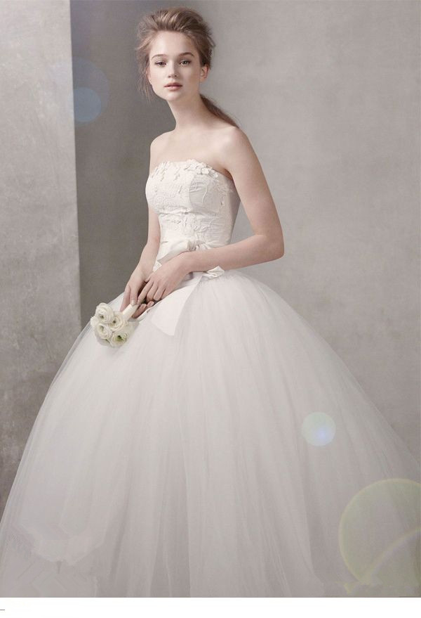 最新款婚紗照，愛的綻放與友情的紐帶時光紀(jì)念冊