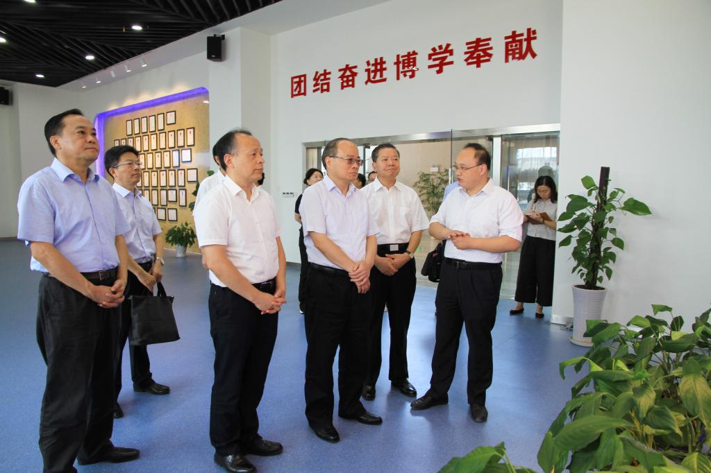 安理家園最新動態(tài)，學(xué)習(xí)之光照亮未來，自信與成就感的培育地
